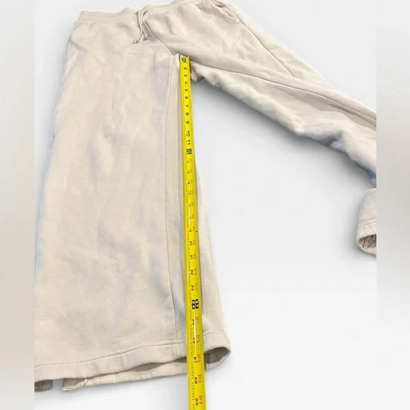 Nike Women’s Cream High Waisted Wide Leg Sweatpants Large - Picture 2 of 7